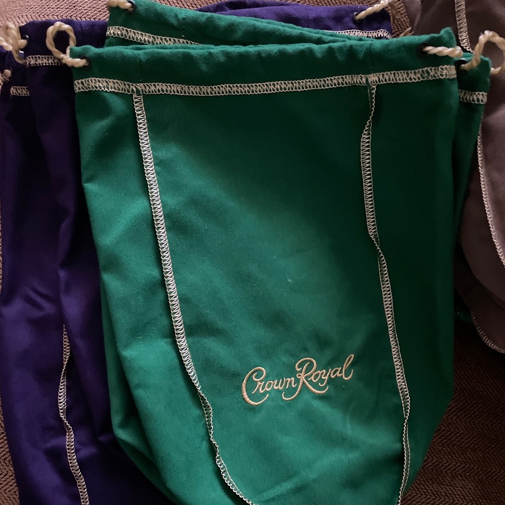 1.75ML crown royal bags (2 green, 12 purple)
